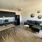 Magnifique: Beachfront T2 With Sea View And Private Parking Apartment Ajaccio (Corsica)