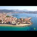 Apartment Magnifique: Beachfront T2 With Sea View And Private Parking