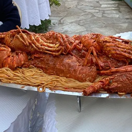 Magnifique: Beachfront T2 With Sea View And Private Parking Apartment Ajaccio (Corsica)