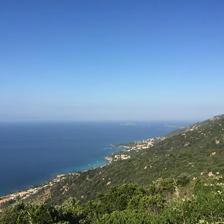 Ajaccio Magnifique T2 40m2 Centre Vue Au Bord De La Neuf 5 Personnes Clim Wifi Balcon Parking Prive Ferme *