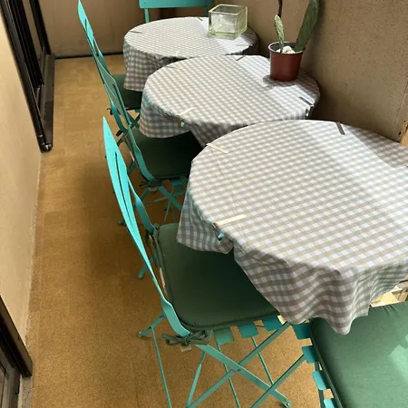 Magnifique: Beachfront T2 With Sea View And Private Parking Apartment