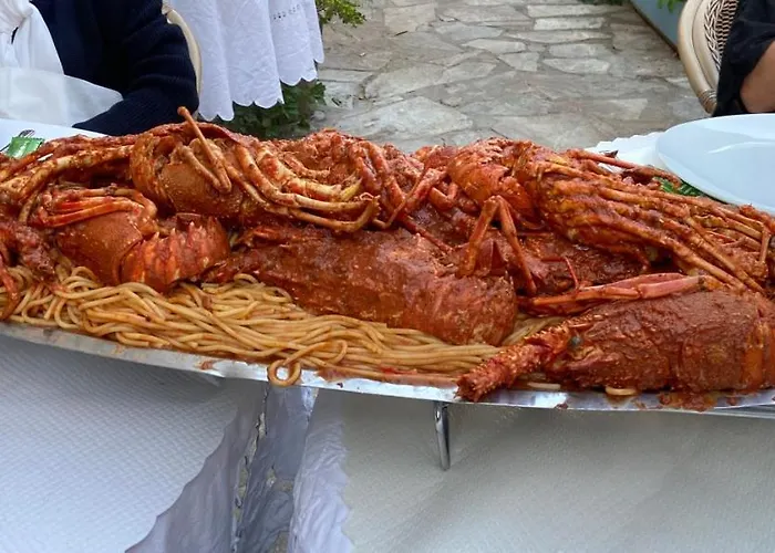 Magnifique T2 40m2 Centre Vue Au Bord De La Neuf 5 Personnes Clim Wifi Balcon Parking Prive Ferme 公寓 阿雅克肖