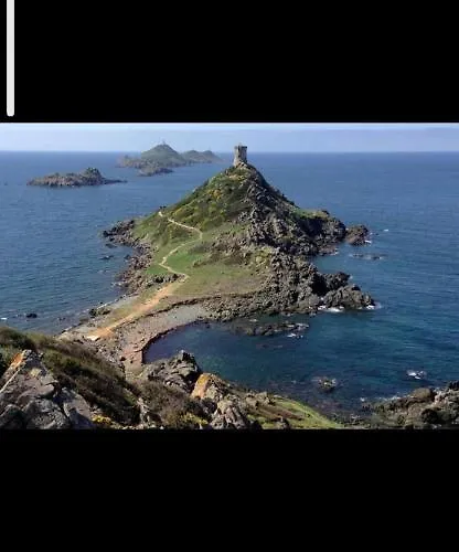 Magnifique: Beachfront T2 With Sea View And Private Parking Ajaccio (Corsica)