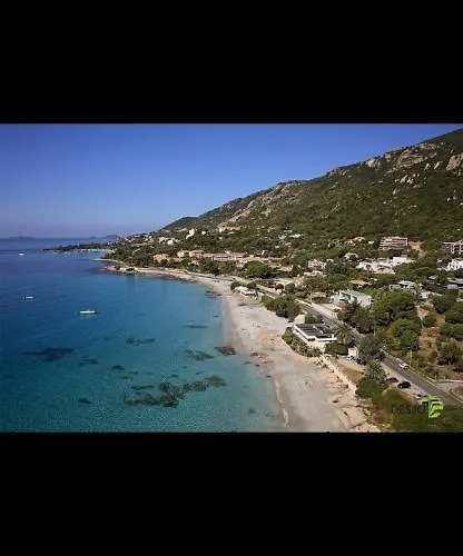 Magnifique: Beachfront T2 With Sea View And Private Parking *