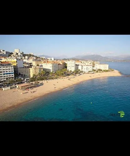 Apartment Magnifique: Beachfront T2 With Sea View And Private Parking Ajaccio (Corsica)